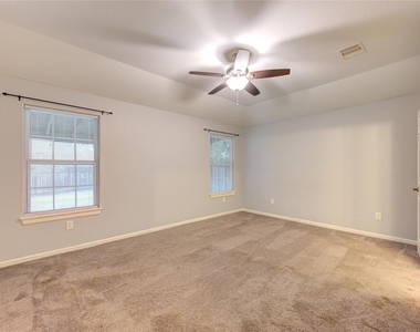 503 W Linney Street - Photo Thumbnail 29