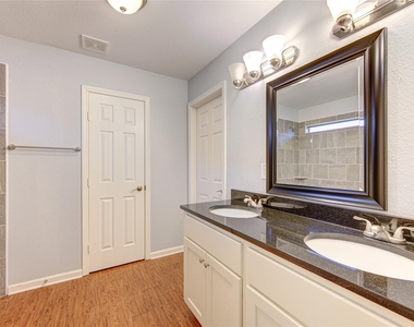 503 W Linney Street - Photo Thumbnail 33
