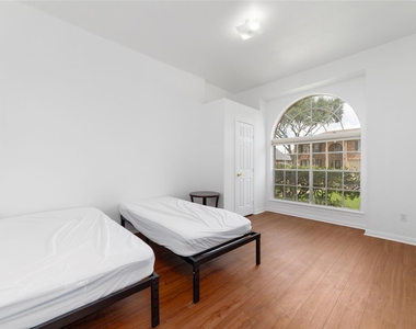 7919 Quail Meadow Drive - Photo Thumbnail 19