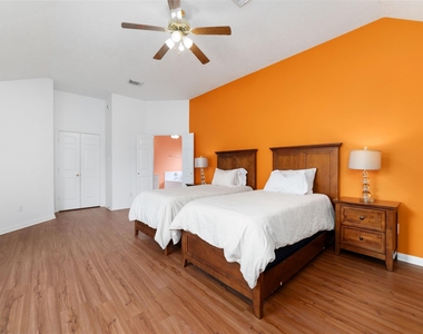 7919 Quail Meadow Drive - Photo Thumbnail 16