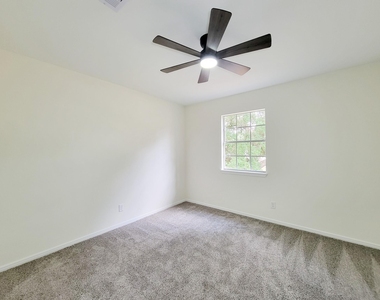 3930 Cypress Hill Drive - Photo Thumbnail 38