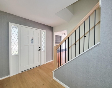 3930 Cypress Hill Drive - Photo Thumbnail 7