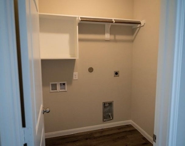2533 Sturgeon Way - Photo Thumbnail 22