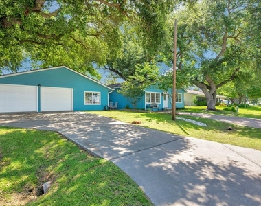 683 Water View Drive - Photo Thumbnail 8