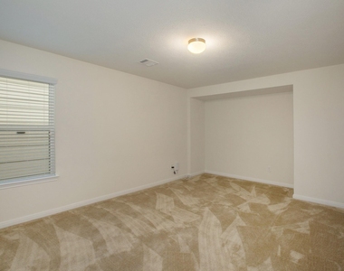 6855 Knoll Spring Way - Photo Thumbnail 12