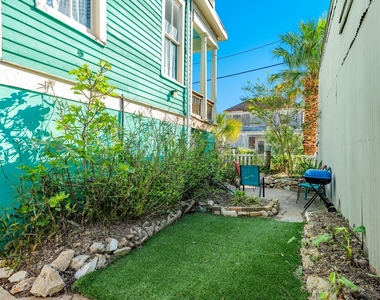 415 14th Street - Photo Thumbnail 7