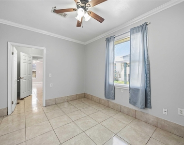 9430 E Avenue K - Photo Thumbnail 12