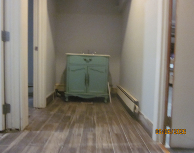 102 South 6th Street - Photo Thumbnail 7
