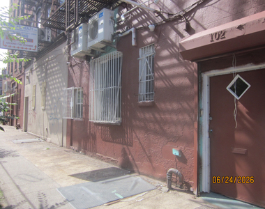 102 South 6th Street - Photo Thumbnail 9