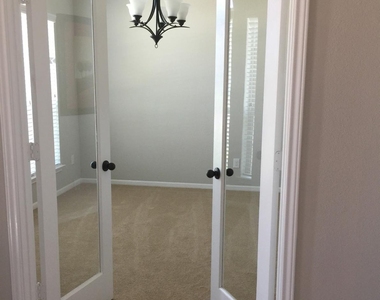 3417 Fawnwood Drive - Photo Thumbnail 2