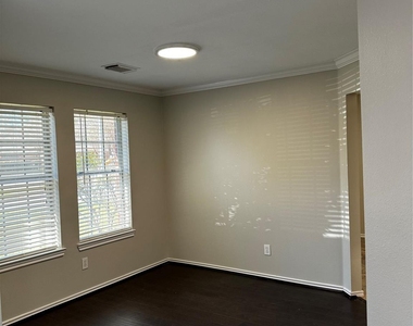 18614 Timbers Dr Drive - Photo Thumbnail 8