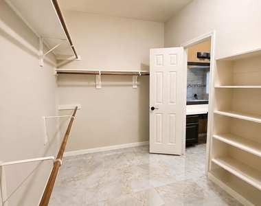 11915 Gardner Park Lane - Photo Thumbnail 18