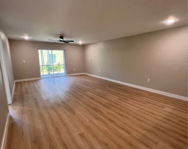 4102 Se 19th Place - Photo Thumbnail 6