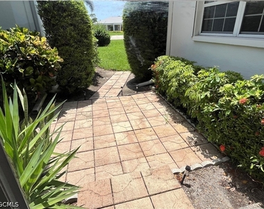 6925 Par Way - Photo Thumbnail 24