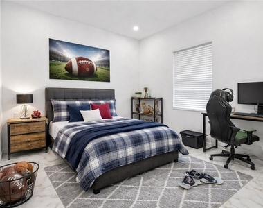 2513 69th Street W - Photo Thumbnail 21