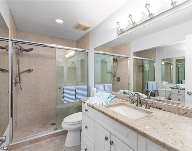 5555 Heron Point Drive - Photo Thumbnail 16