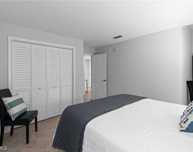 5555 Heron Point Drive - Photo Thumbnail 18