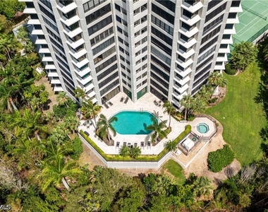 5555 Heron Point Drive - Photo Thumbnail 1