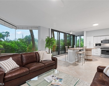 5555 Heron Point Drive - Photo Thumbnail 4