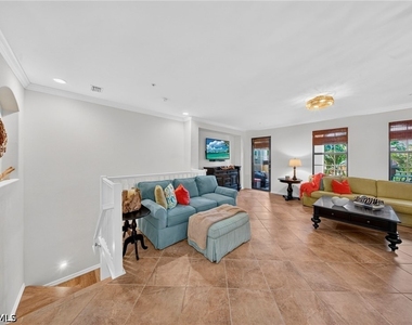8965 Malibu Lane - Photo Thumbnail 12