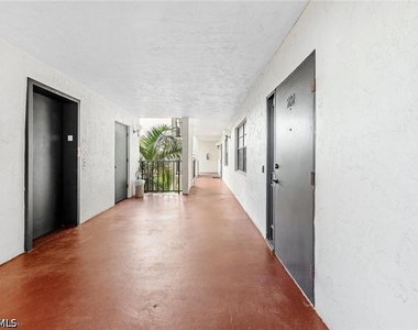 700 Valley Stream Drive - Photo Thumbnail 32