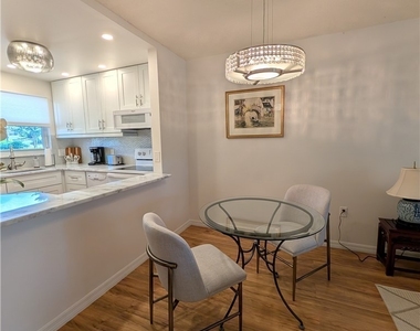 400 Forest Lakes Boulevard - Photo Thumbnail 5