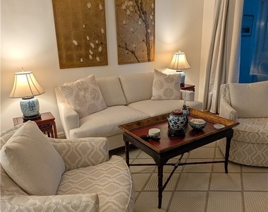 400 Forest Lakes Boulevard - Photo Thumbnail 10