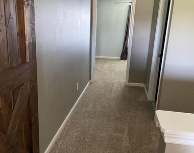 2630 Revolution Street E - Photo Thumbnail 14