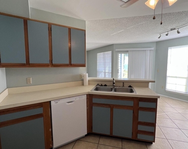 7230 N Highway 1 - Photo Thumbnail 13