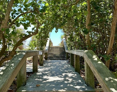 8521 Canaveral Boulevard - Photo Thumbnail 19