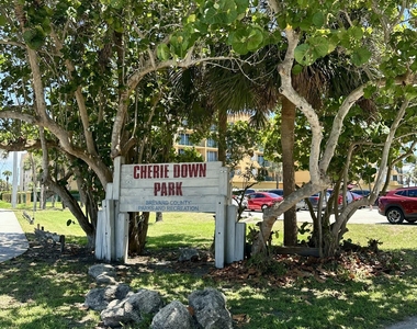 8521 Canaveral Boulevard - Photo Thumbnail 18