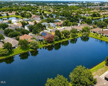 4312 Collinwood Drive - Photo Thumbnail 3