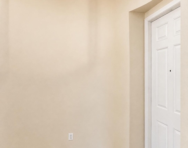 4312 Collinwood Drive - Photo Thumbnail 4