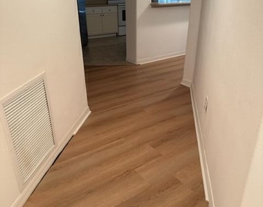 8914 Puerto Del Rio Drive - Photo Thumbnail 9