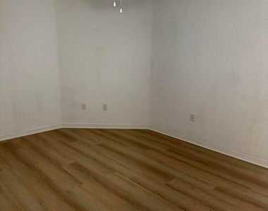 8914 Puerto Del Rio Drive - Photo Thumbnail 14