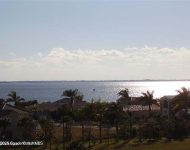 8914 Puerto Del Rio Drive - Photo Thumbnail 19