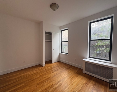 East 87th Street - Photo Thumbnail 1