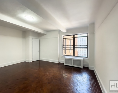 West 73rd Street - Photo Thumbnail 1