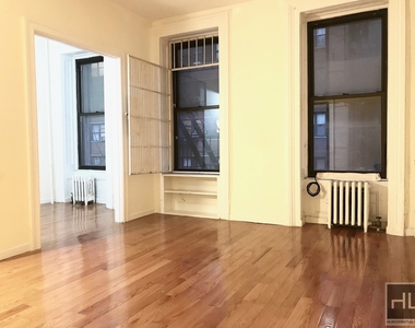 East 55 Street - Photo Thumbnail 1