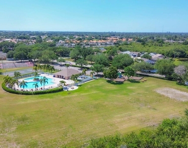 4688 Sabal Key Drive - Photo Thumbnail 32