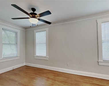 807 1/2 S Fremont Avenue - Photo Thumbnail 1