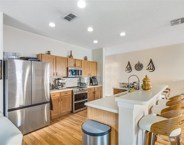 763 Star Pointe Drive - Photo Thumbnail 9