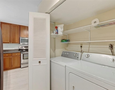 2700 Bayshore Boulevard - Photo Thumbnail 28