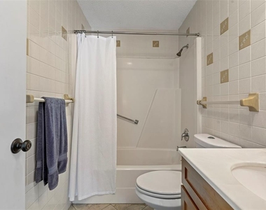 2700 Bayshore Boulevard - Photo Thumbnail 18
