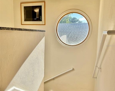 237 20th Avenue Se - Photo Thumbnail 17