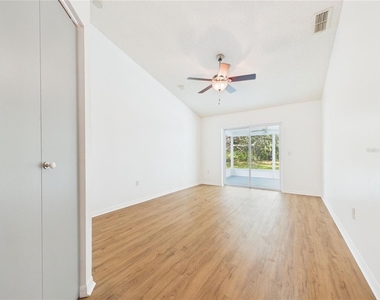 9434 Holnwon Court - Photo Thumbnail 12