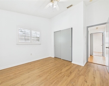 9434 Holnwon Court - Photo Thumbnail 28
