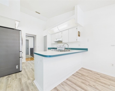 9434 Holnwon Court - Photo Thumbnail 9