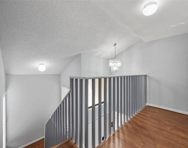 3401 Cypress Head Court - Photo Thumbnail 7