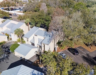 3401 Cypress Head Court - Photo Thumbnail 31